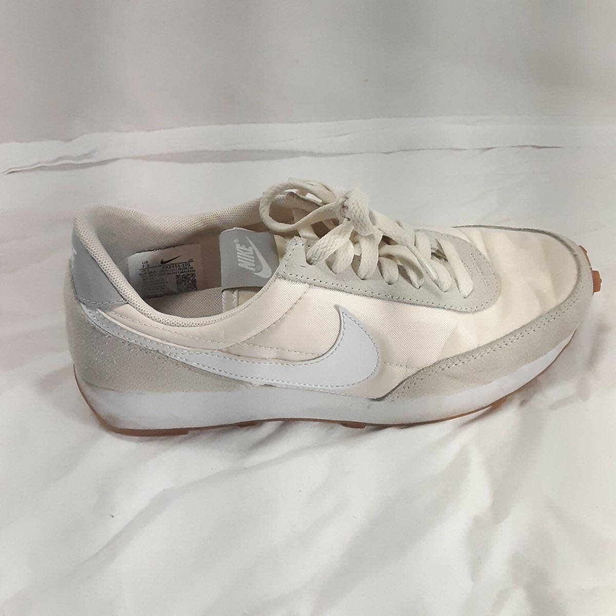 Nike Women Daybreak Summit White/Pale Ivory/Light Grey/White