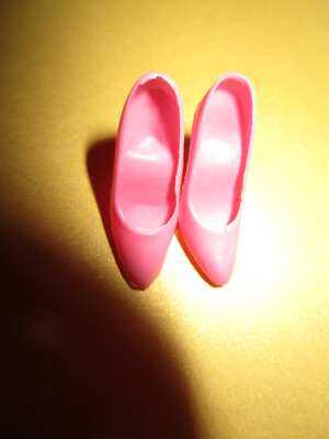 624) ALTE ROSA BARBIE VINTAGE HIGH HEELS SHOES MATTEL GEMARKT PHILIPPINES 90er