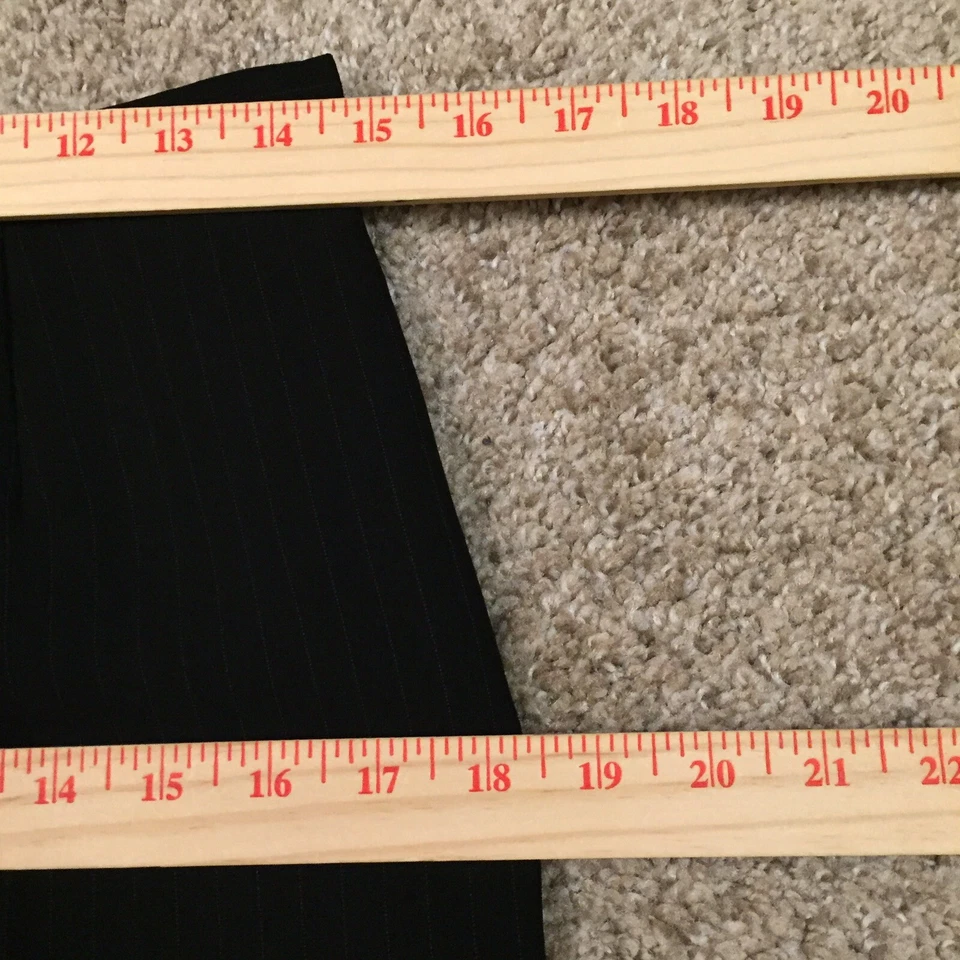 Le Suit Dress Pants Womens Size 6P Black Striped Straight Leg Lined 29x27 - Image 3 of 4