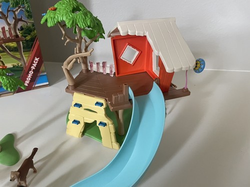 Playmobil Family Fun 71001 Adventure Treehouse with Slide, LED Campfire - Picture 3 of 8