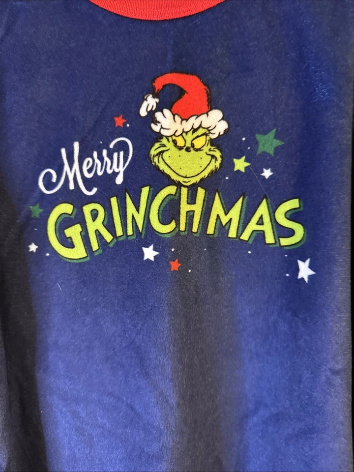 The Grinch Boy's Size 10 Velvety Velour Christmas Holiday Plaid Pajama Set - Image 2 of 4