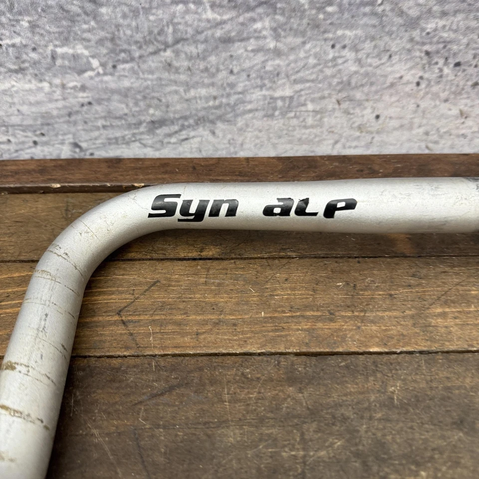 Syntace Stratos Bullhorn 底杆 26.0 毫米夹具追求车把 235 克 银色 — 第 2/4 张图片