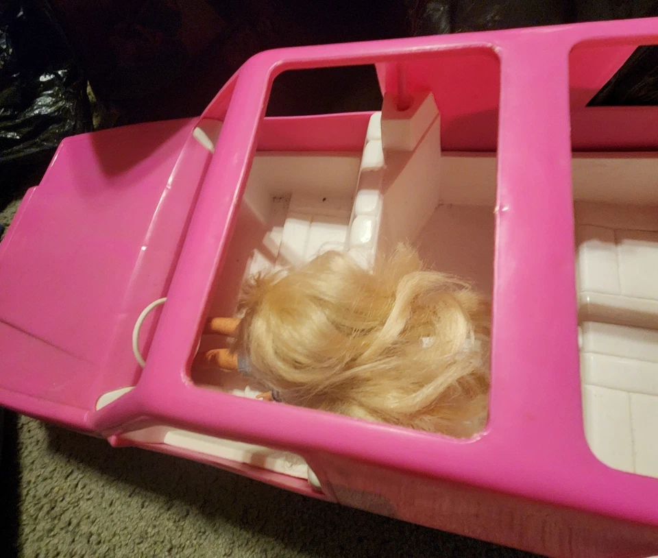 Barbie vintage años 90 limusina elástica rosa caliente piscina/bañera de hidromasaje 32" de largo Foto 3 de 4