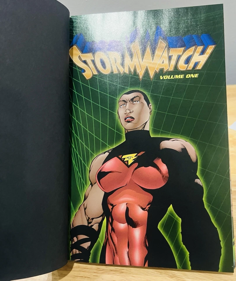 STORMWATCH Vol 1 TAPA DURA WARREN ELLIS 1ª Estampado Con Chaqueta Foto 4 de 4
