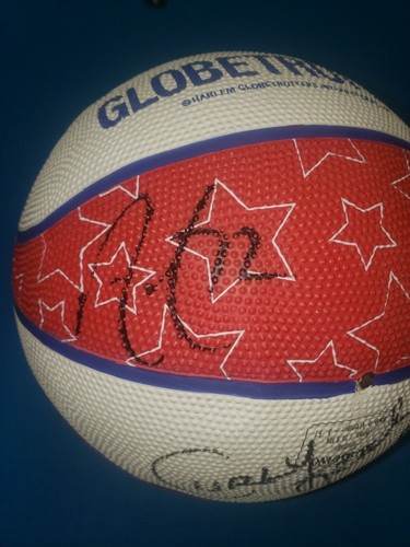Curley Neal Harlem Globetrotters Multi Signed Basketball - 第 3/6 張圖片