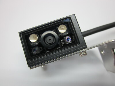 KEYENCE SR-610 ULTRA-COMPACT 1D AND 2D CODE READER | eBay