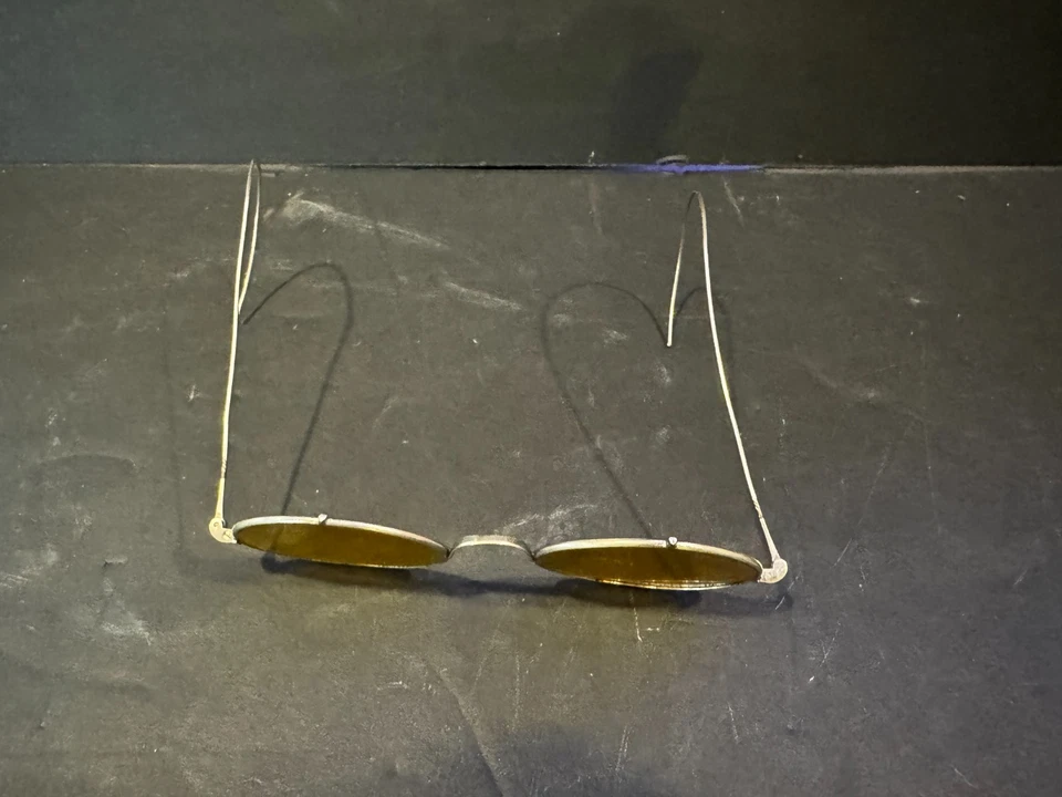 Vintage Antique Orange Shooting Spectacles with Clear Center Lenses - Image 2 of 4