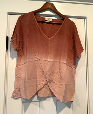 PROMESA XXL Pink Ombre Twist Knot Front V-Neck Short Sleeve Blouse Top
