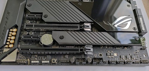 Carte mère Asus Rog Maximus XII Hero (Wi-Fi) ATX pour INTEL Z490 LGA1200 DDR4 - Photo 4/13