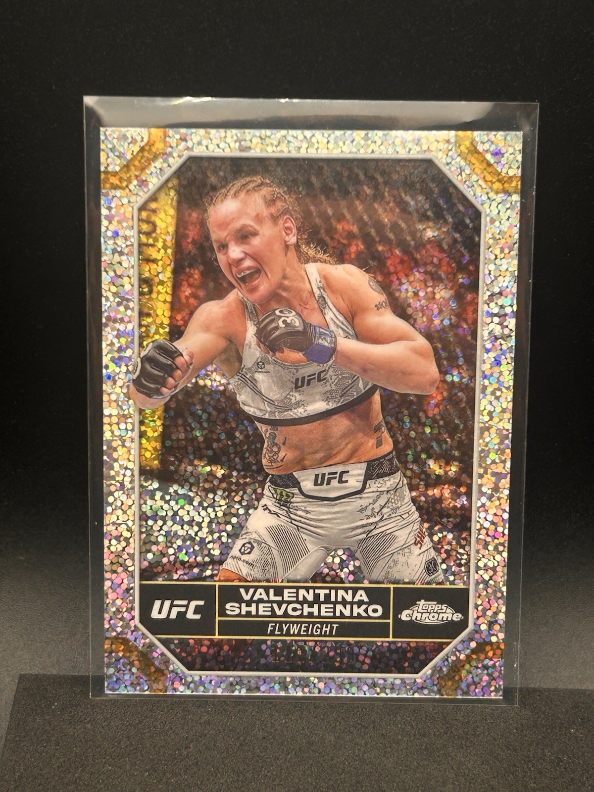 2024 Topps Chrome UFC - Valentina Shevchenko #190 Speckle Refractor /299
