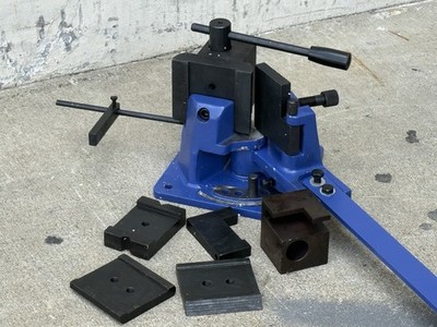 Universal Manual Metal Rod Square Flat Round Steel Iron Bender  120 Degree Angle