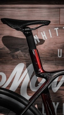 TREK Madone SLR 7 RED AXS E1 Road Bike Roval 56cm | eBay