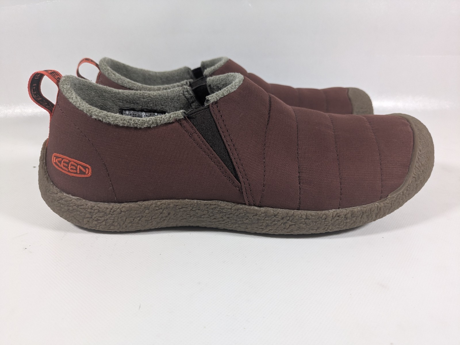 Scarpe slip on donna Keen Howser II taglia 11 Andorra rosse nylon trapuntato 1026851