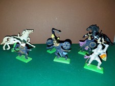 Deetail England Figuren Ritter Pferde