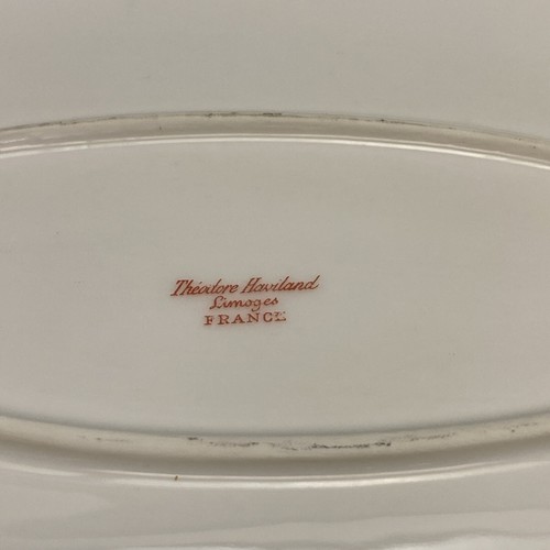 Atq. Theo. Haviland Limoges 14 1/4” Oval Platter w/Roses & (4) 5 3/8” Saucers - Picture 8 of 11