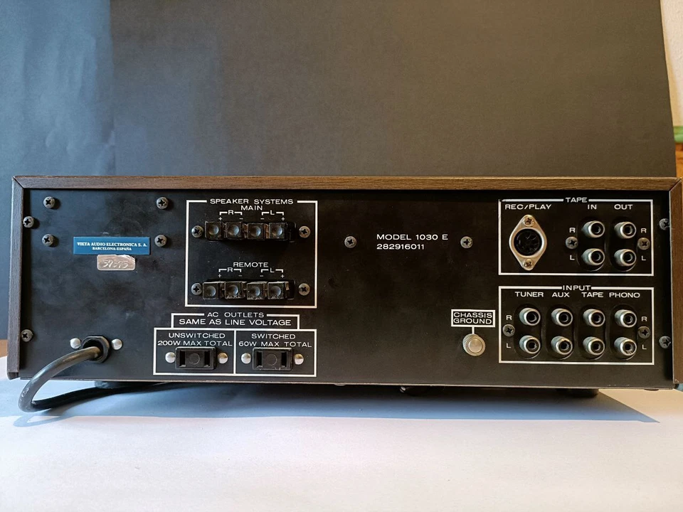 Amplificador marantz modelo 1030 Funcionando y en perfecto estado de 1973 - Imagen 3 de 4