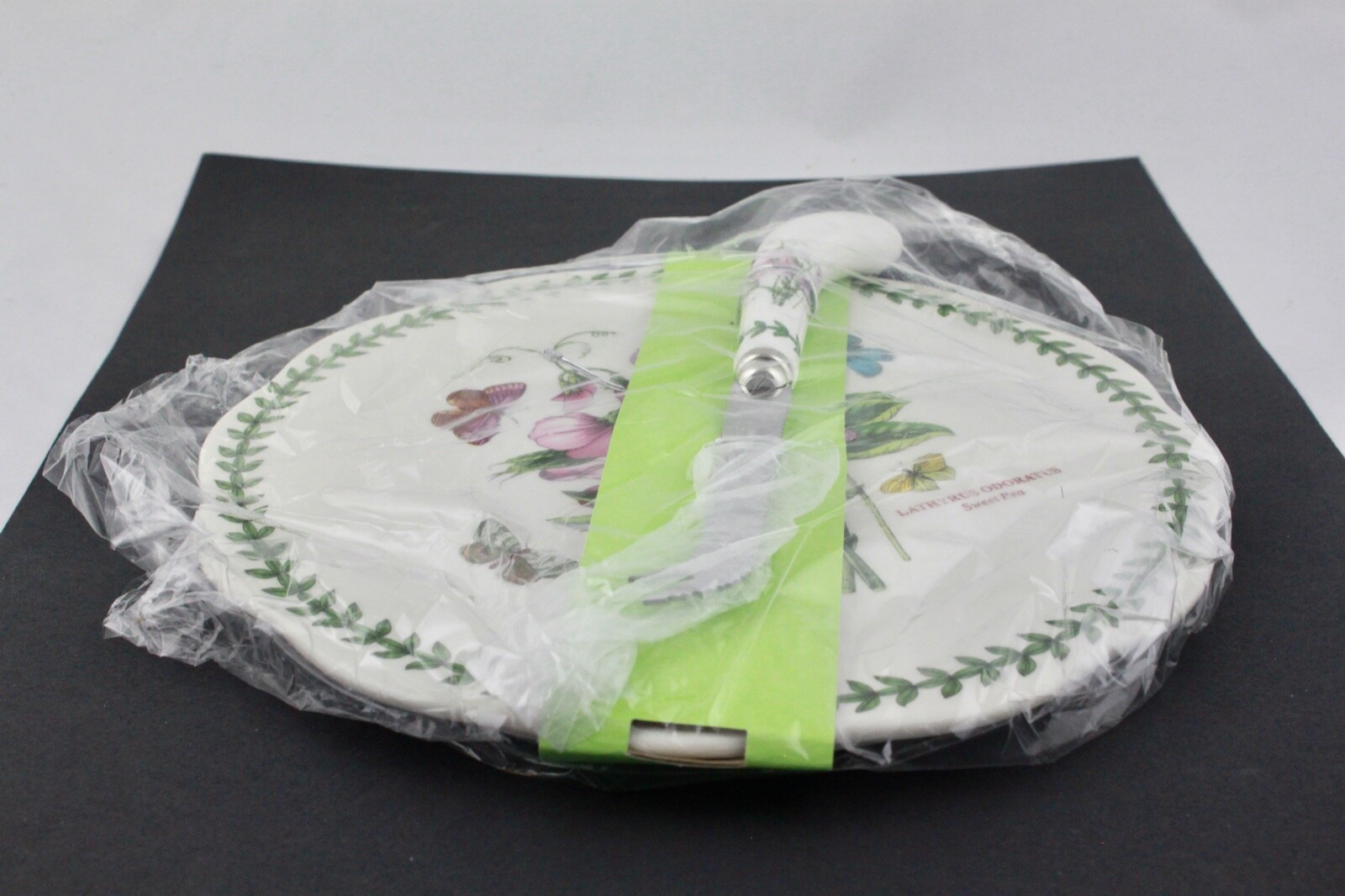 PORTMEIRION BOTANIC GARDEN SWEET PEA 9” CHEESE PLATE WITH KNIFE NEW