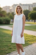 Sandro Paris Women s Sz 1 Cream Cross Back Shift Dress w/ White Ruffle Hem