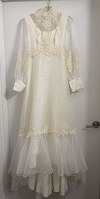 Vintage 70s Victorian Wedding Dress Delicate Lace Boho Bridal Small Size