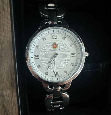 Louis Richard Cavalier Quartz Analog Roman Numerals Silver Tone Bracelet Box