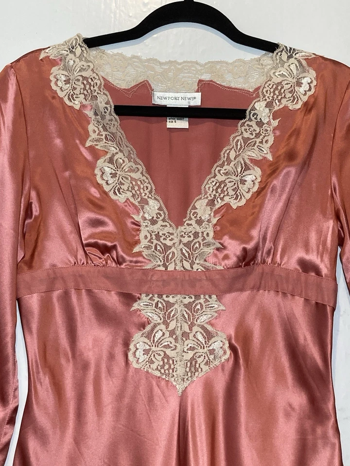 Top túnica vintage Newport News rosa seda encaje recortado babydoll hadas talla 6 Y2K Foto 3 de 4