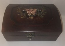 TRINKET BOX, LG.WOODEN HINGED /HANDEL/LATCHED DK BROWN WITH HAND PAINTED FLOWERS
