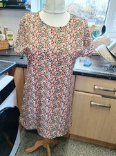 Shien size M short sleeve Floral Summer Dress (B118)