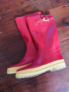 marc jacobs red boots