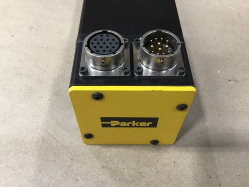 PARKER HANNIFIN BRUSHLESS SERVO MOTOR N0704FE-KMSB #75A17PR2 - Picture 3 of 5