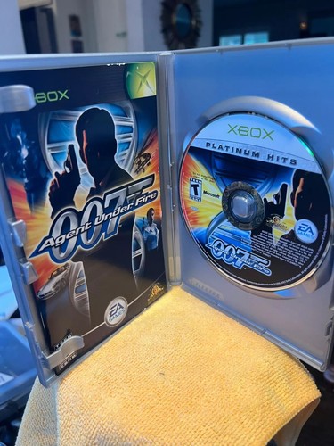 3 original xBox games Monster Garage James Bond 007 Agent Under Fire and Poker! - Picture 8 of 9