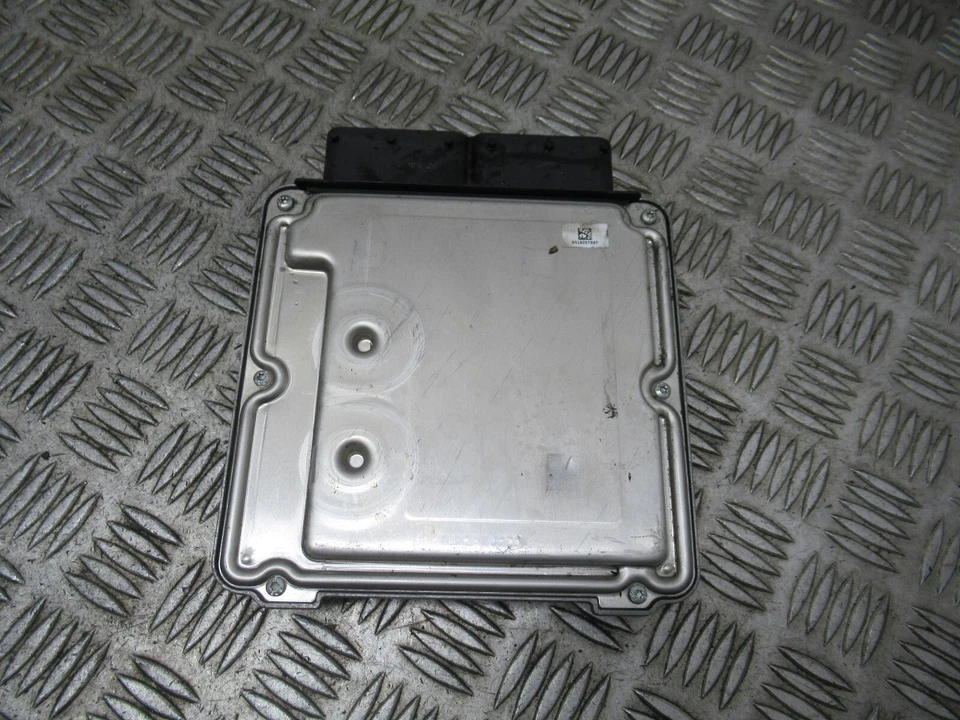 2016 SKODA SUPERB SE 3V 4x4 2.0 TDI MANUAL MK3 ESTATE ENGINE ECU (DFEA) *8122 - Image 4 of 4