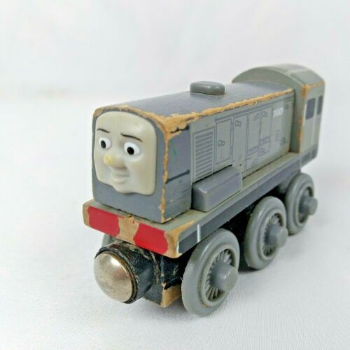 Dennis The Lazy Diesel - Thomas And Friends Wooden Railway Train - Used 2003 - Picture 3 of 9