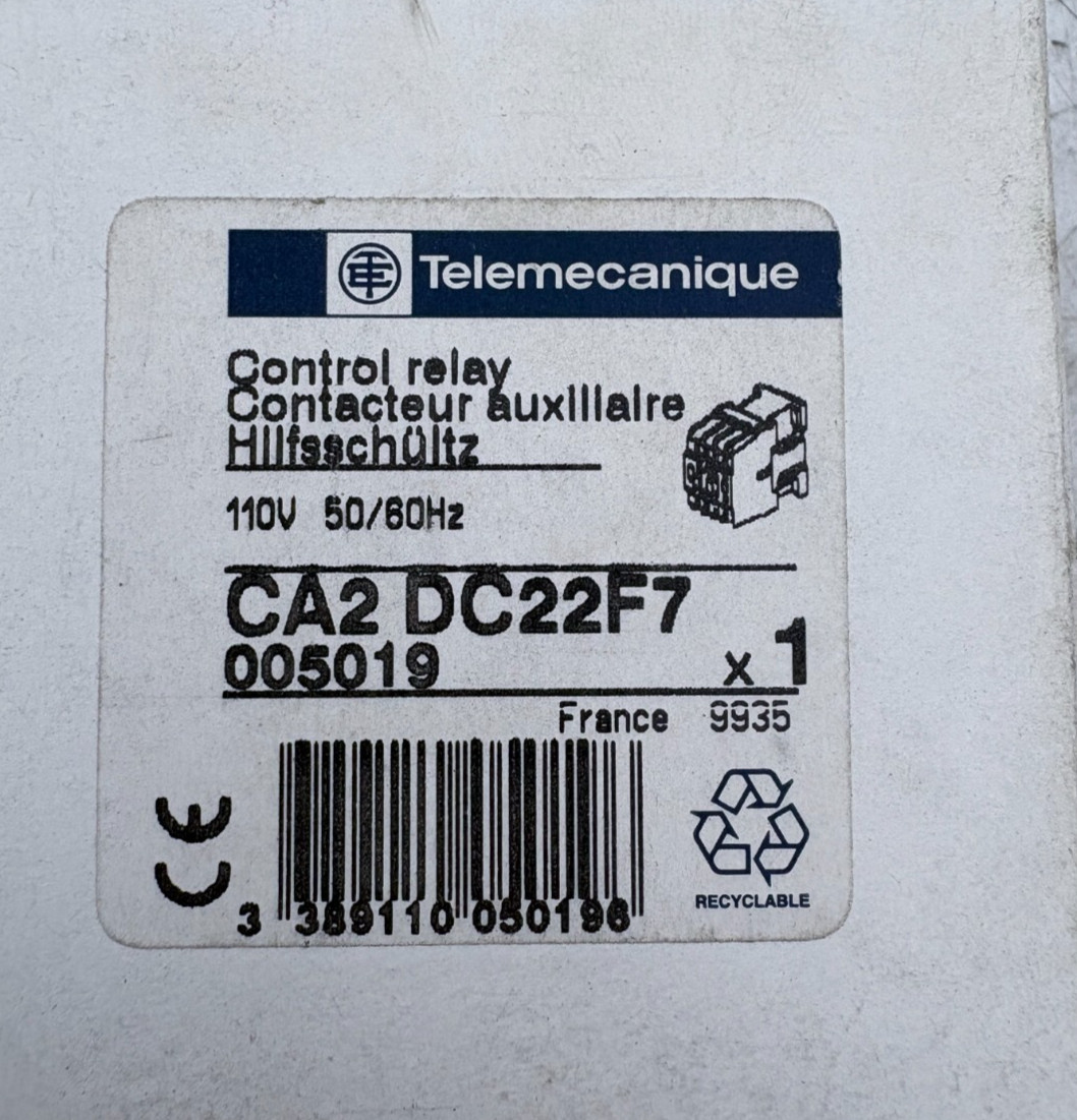 Contacteur auxiliaire CA2 CD22F7 à 4 contacts pour la commande optimale d'automatismes