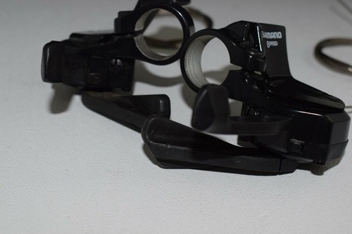 Shimano SL R440 2-3 x 8 speeds Shifter Lever Set black road flat bar NOS - Picture 9 of 9