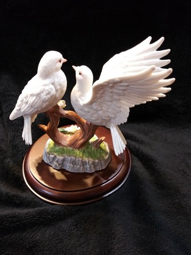 Lenox Peaceful Devotion Bird Pairs - Picture 5 of 12