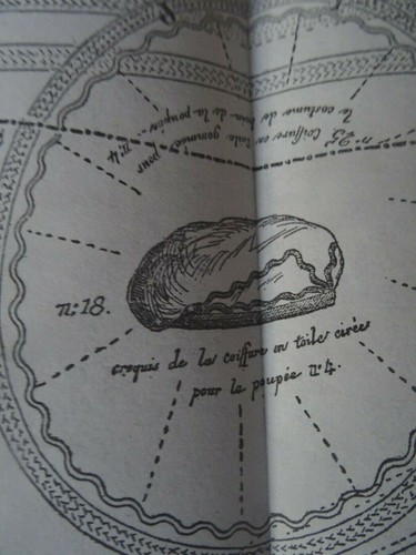 Nr. 93 ALTES MUSTER DIE PUPPE MODELL 45 CM SEEEKOSTÜM & HUT AUGUST 1873 - Bild 2 von 3