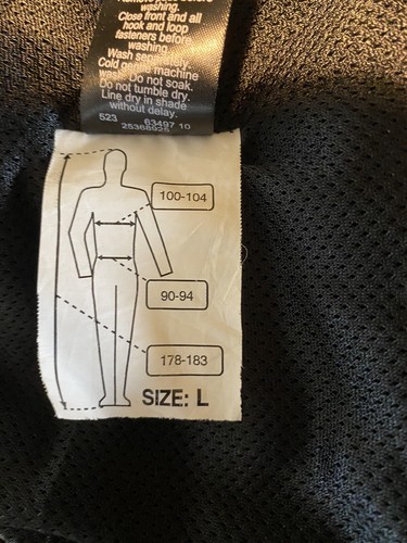 Crane Motorcycle 2 Piece Protective Suit - Picture 5 of 12