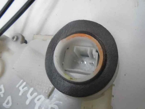 690300D340 Serratura Porta Anteriore Destra per TOYOTA YARIS (KSP9/SCP9/ 695563 - Foto 3 di 10