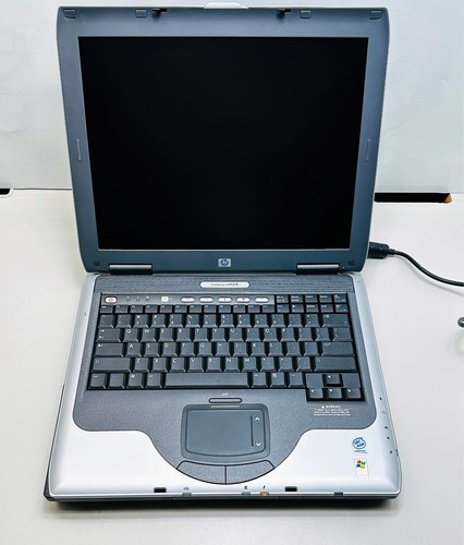 HP Compaq nx9008 15 in. Vintage Laptop NO OS or HDD For Parts Boots ZE8500 - Picture 3 of 14