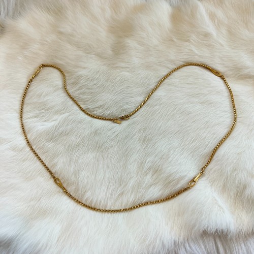 Vtg Monet Necklace Old Money Elegant Signed MCM Gold Tone Minimalist MOD 14045 - Picture 2 of 8