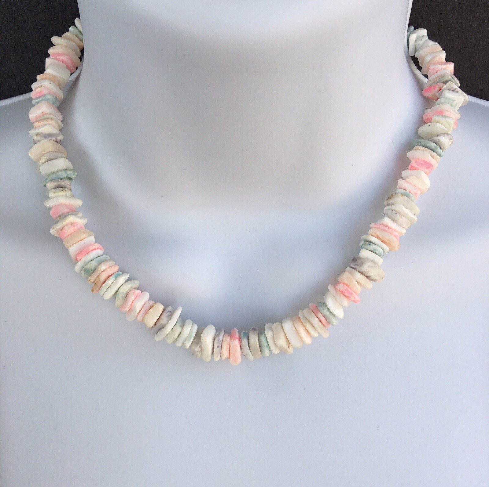 Handcrafted Artisan , Shell Necklace - image 1