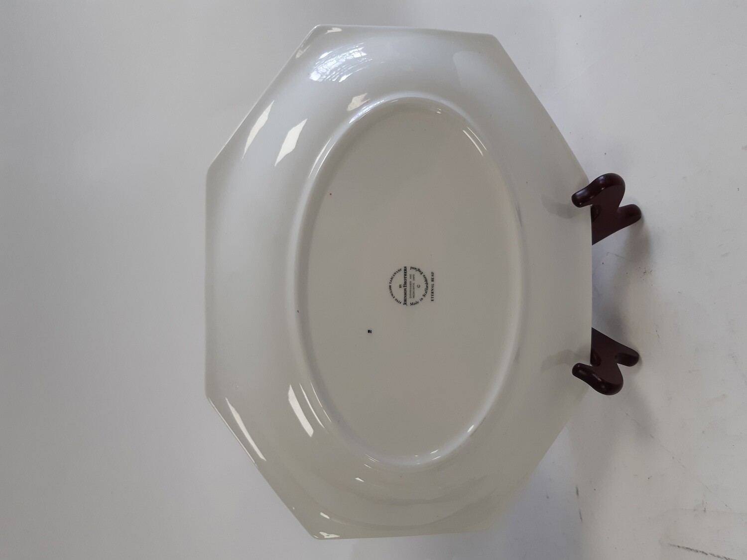 Johnson Brothers Eternal Beau Dinner Serving Set Including Plate Clock