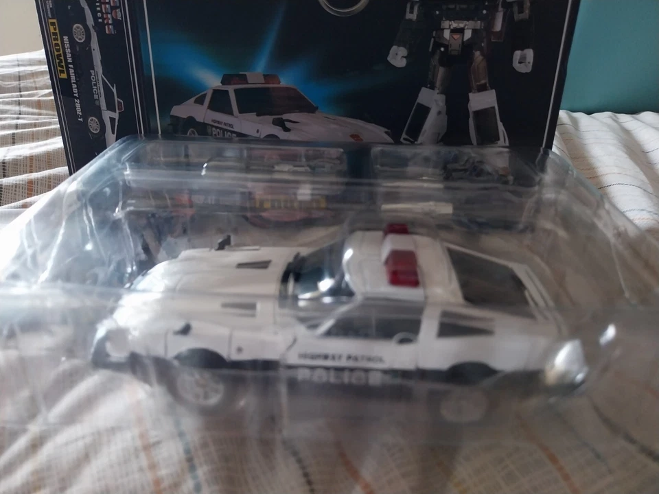 Transformers Prowl Pantera Masterpiece MP-17 Tomy Takara - Immagine 4 di 4