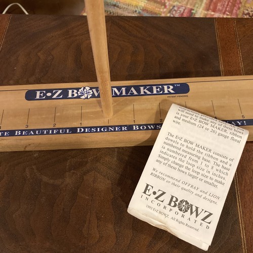 Vtg 1993 made in USA Lion/Offray EZ Bow Maker Wooden 17” W/2 Dowels - Picture 2 of 12