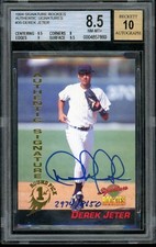 DEREK JETER 1994 Signature Rookies #35 Certified Autograph 2974/8650 BGS 8.5
