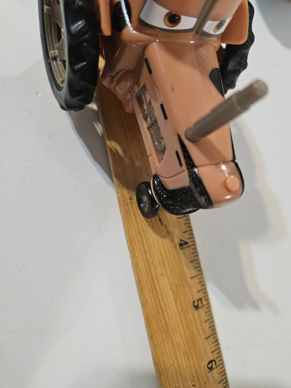 Picture 2 of 8
