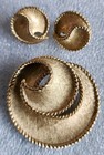 Trifari Vintage Gold-Tone Swirl Earrings  And Brooch Matching Set, 1950s — photo 1