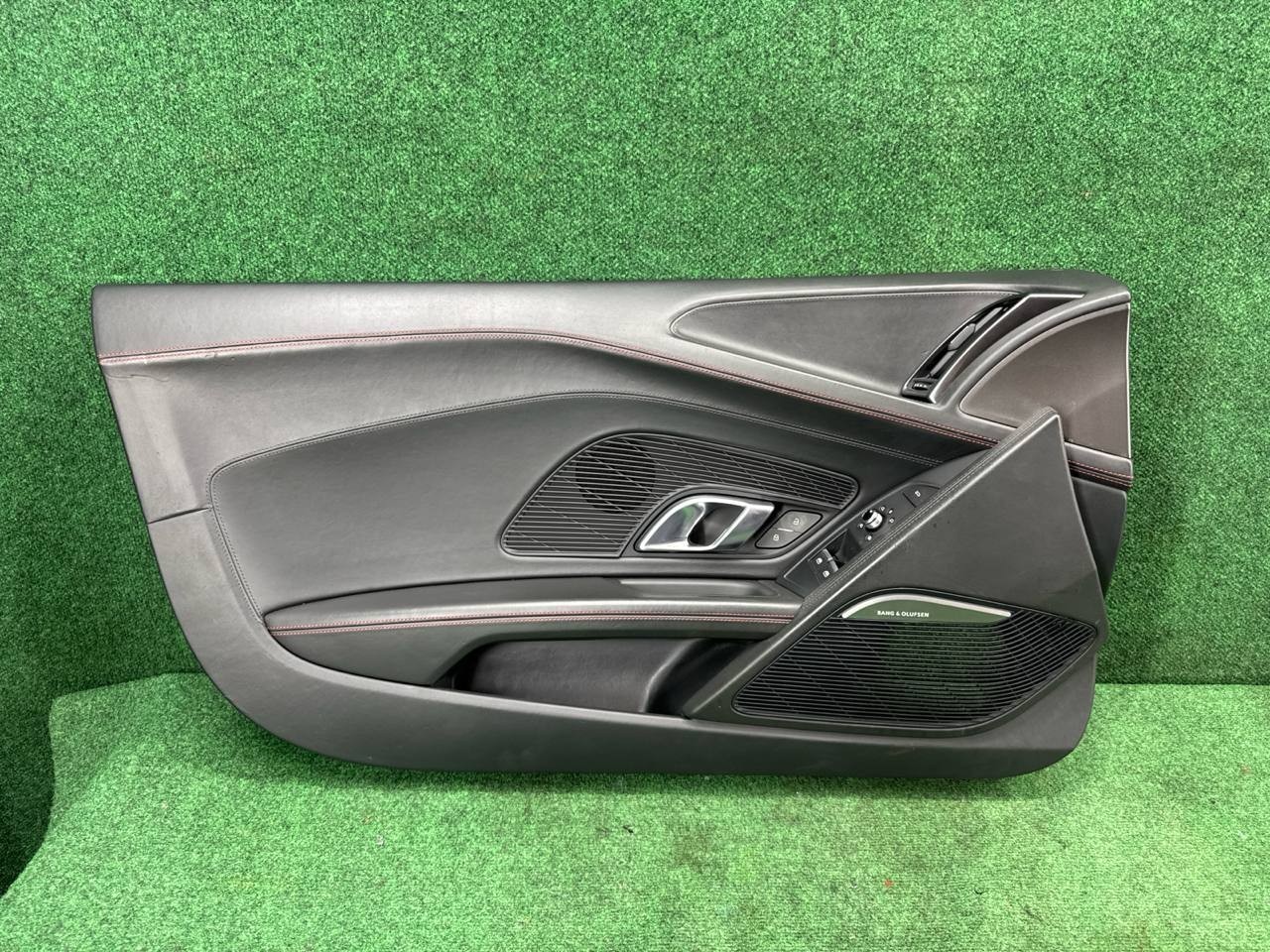 🛑  2017-2023 Audi R8 4S Front Left Door Panel Black Leather Red Stitch OEM