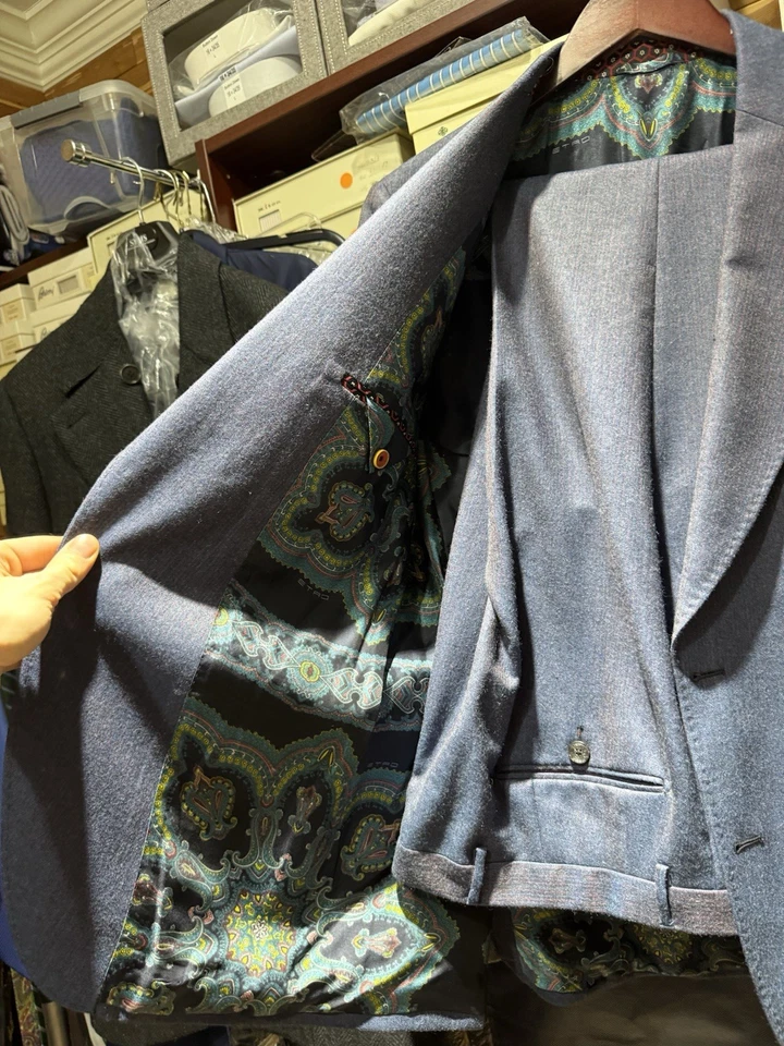 Traje de lana azul para hombre Etro Milano 48R (US 38R) - Costura reparada - Forro de cachemira Foto 2 de 4