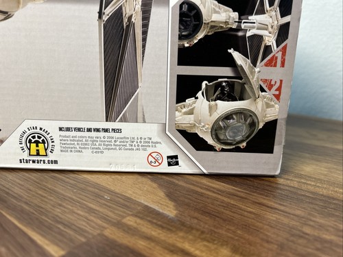 2006 Hasbro STAR WARS 30th Anniversary TIE FIGHTER w/ EJECTING WING PANELS - Bild 10 von 20